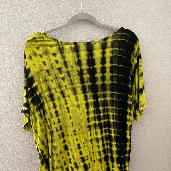 Fashion Nova - Flowy Tiedye Blouse - Picture 2 of 3